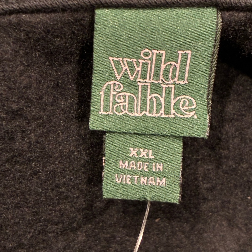 Wild Fable Black Hoodie with Star Design - Picture 5 of 8